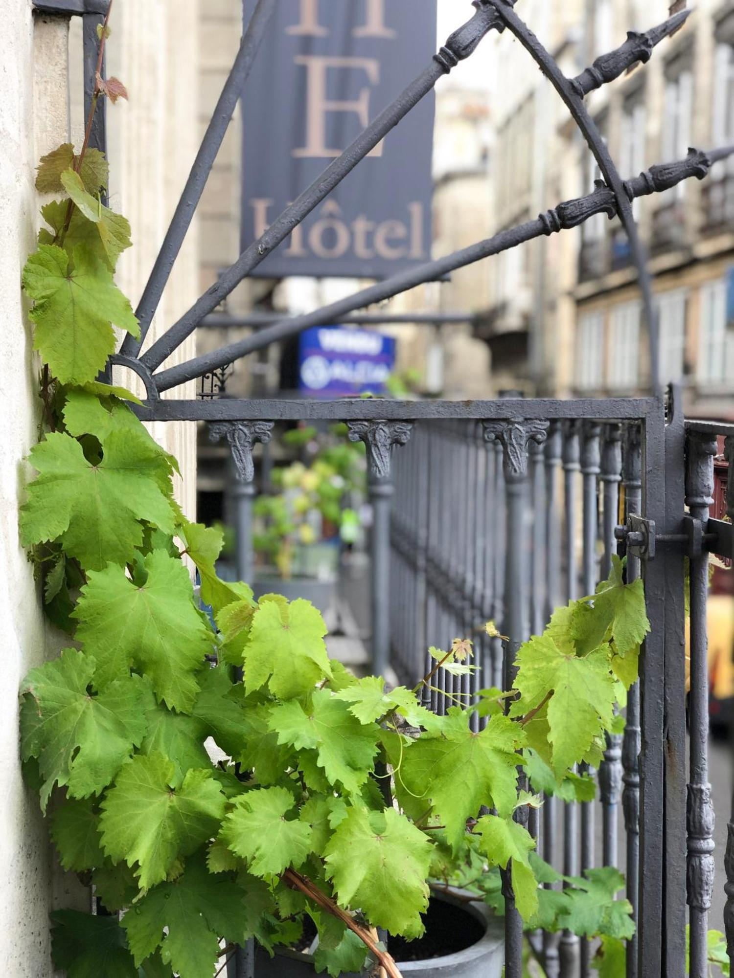 Hotel Bleu De 2*