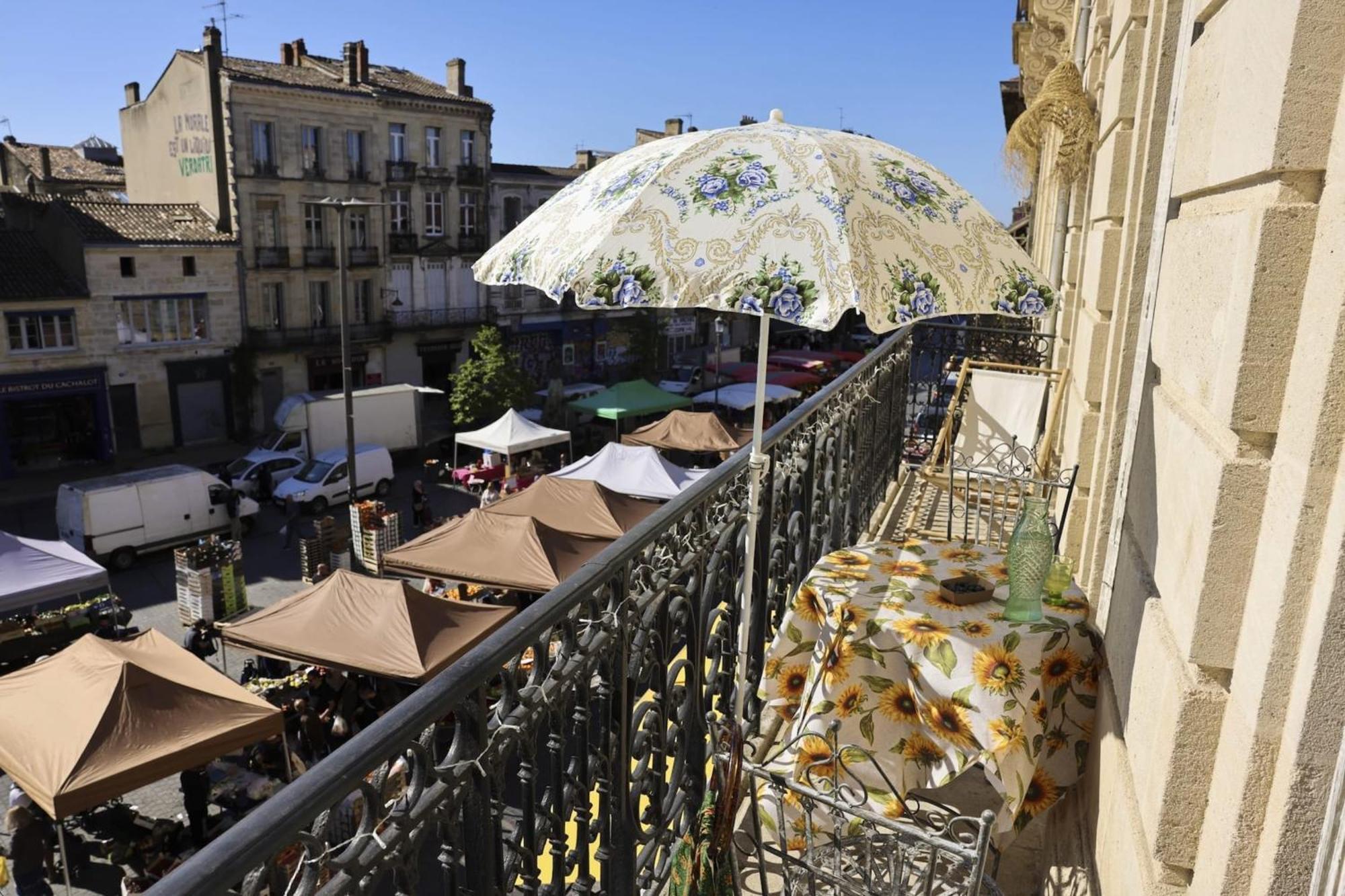 In The Heart Of Saint-michel Bordeaux