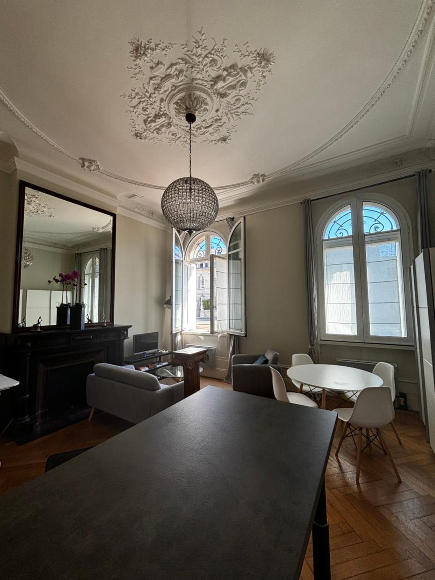 Splendide Haussmanien * Burdeos