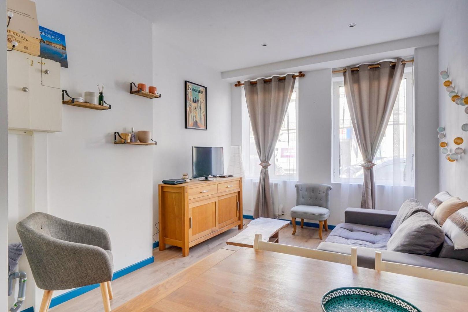 Agreable A Apartamento Burdeos