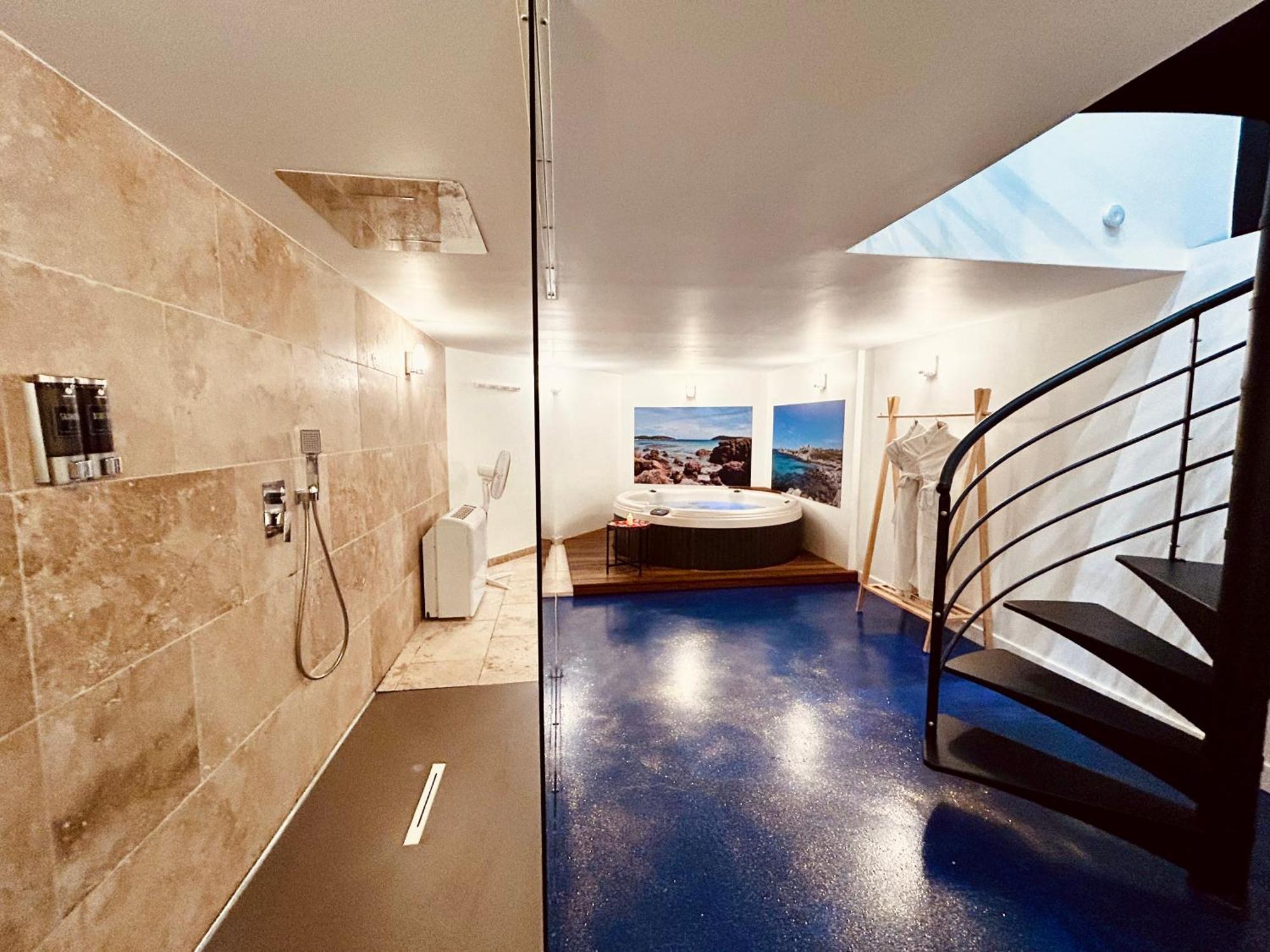 Mieuxqualhotel Jacuzzi Privatif La Parenthese Apartment *