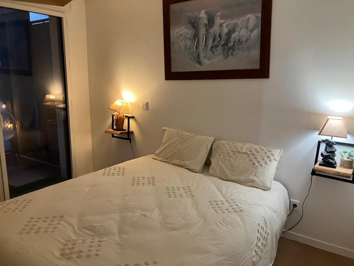 Appartement T2 Avec Parking Chartrons