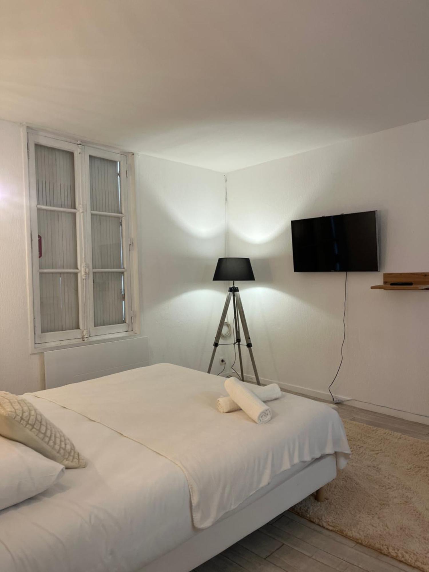Apartment Centre De *