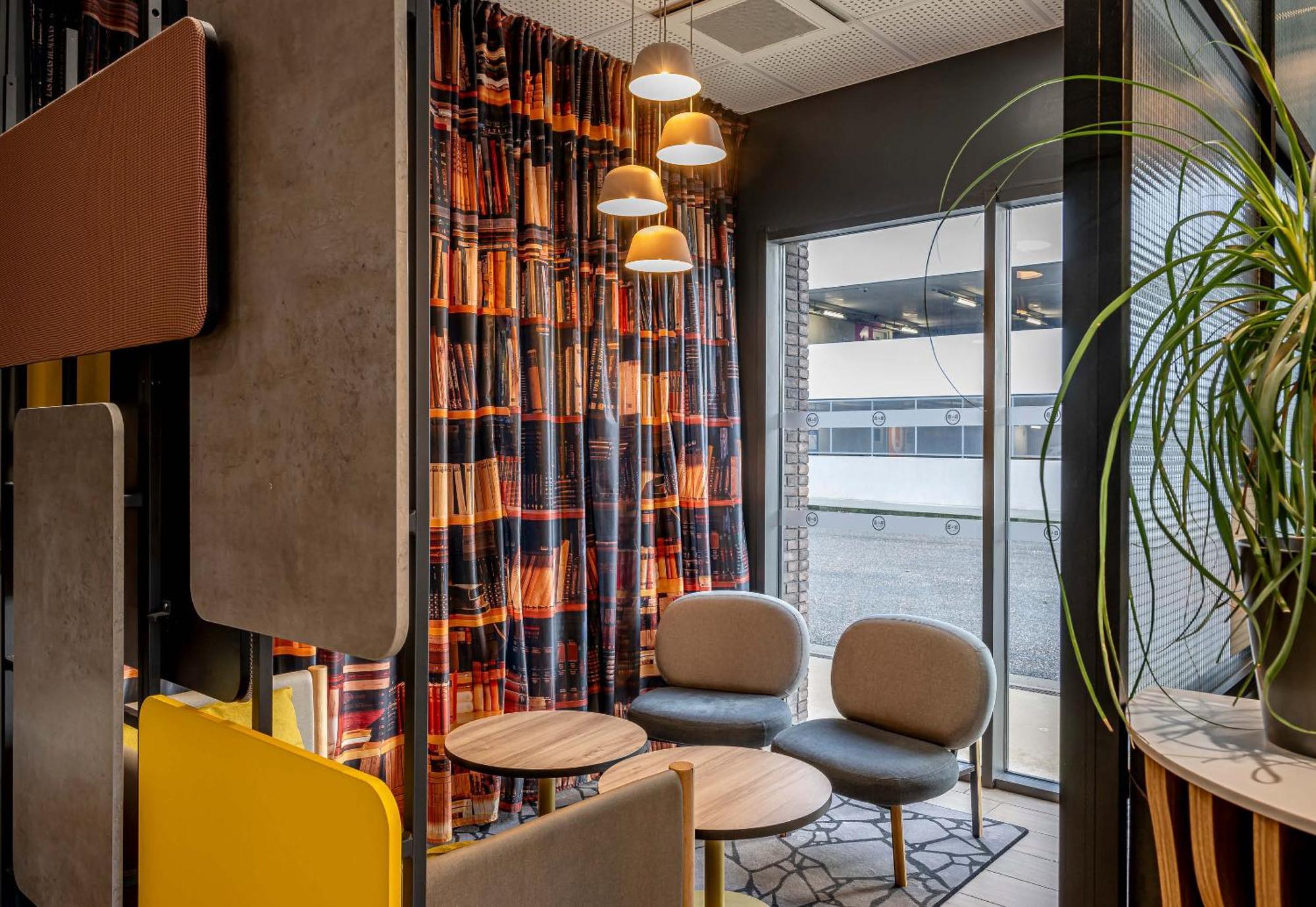 Hotel Bassins A Flot Bordeaux