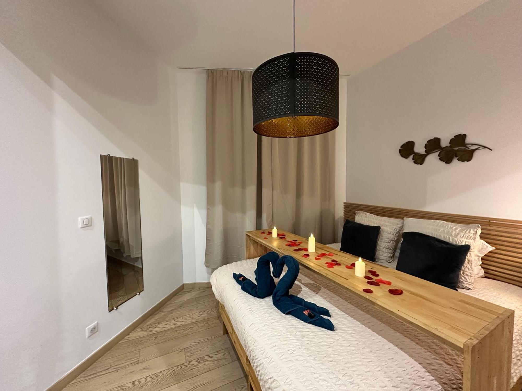 Mieuxqualhotel Jacuzzi Privatif La Parenthese