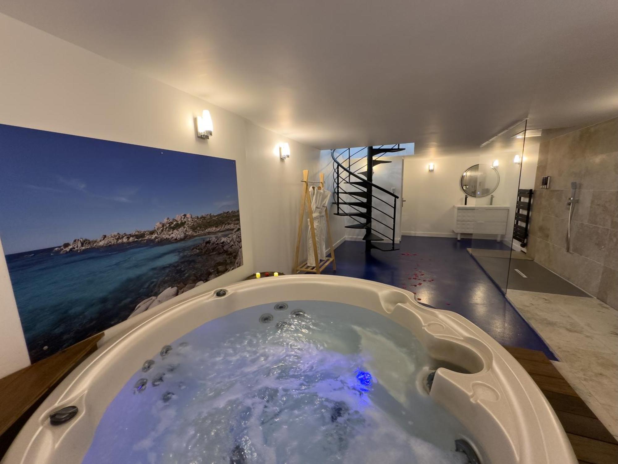 Mieuxqualhotel Jacuzzi Privatif La Parenthese Apartment *