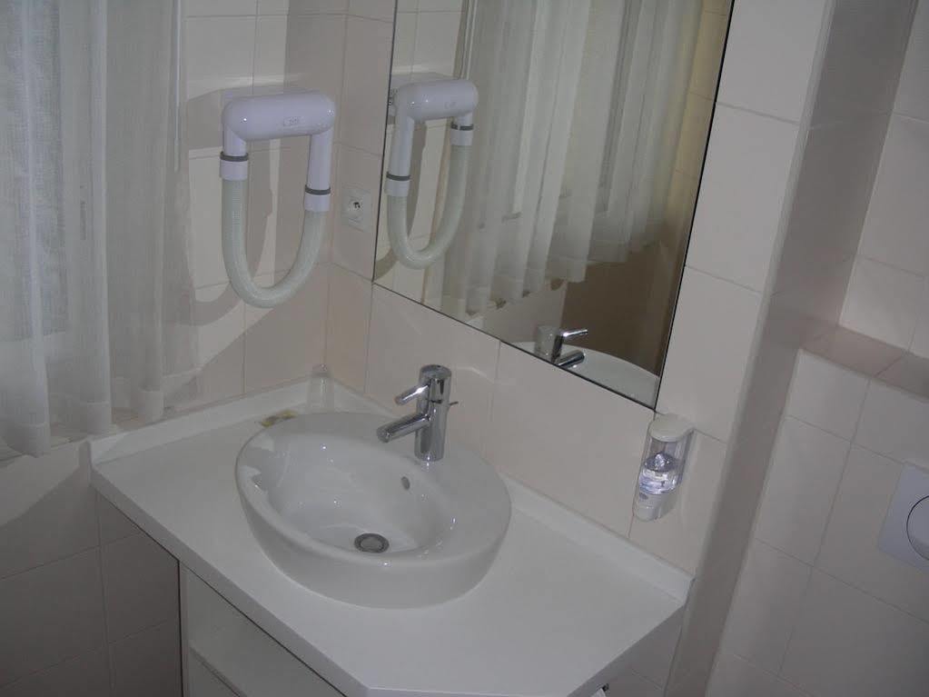 Bleu De Hotel 2*