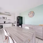 Bordeaux Bastide Apartment With Parking