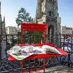 Place Saint Michel Apartment