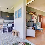 Tres Belle Maison Avec Piscine Et Jardin