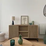 Duplex De Charme Au Coeur Du Triangle Dor