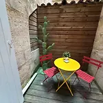 Superbe Appartement Bordelais Plein De Charme Et Lumineux Avec Terrasse