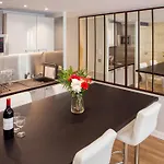 Superbe Duplex En Hypercentre Avec Rooftop Et Climatisation