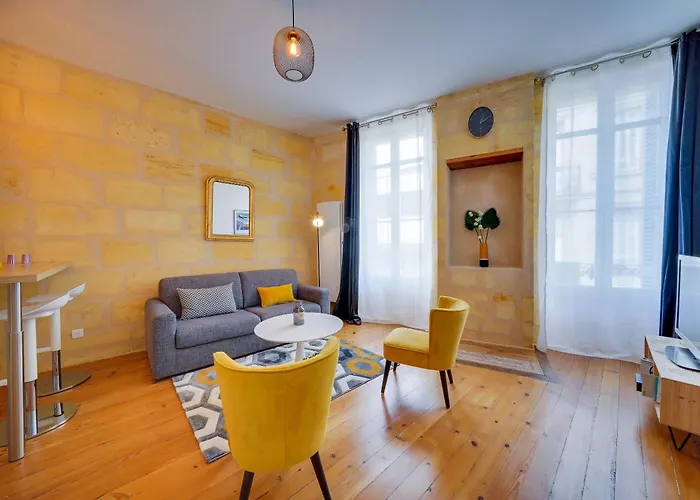 Charmant Appartement Lumineux -Coeur Historique- 4