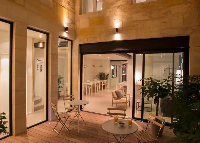 Hotel La Cour Carree Bordeaux Centre