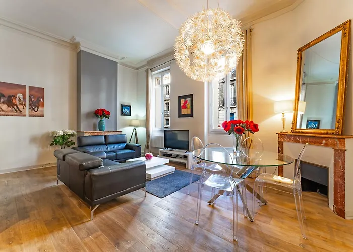 Design Smart Flat Bordeaux
