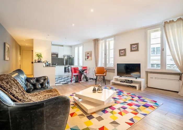 Superbe Appartement De 2 Chambres Au Coeur Du Quartier Gambetta