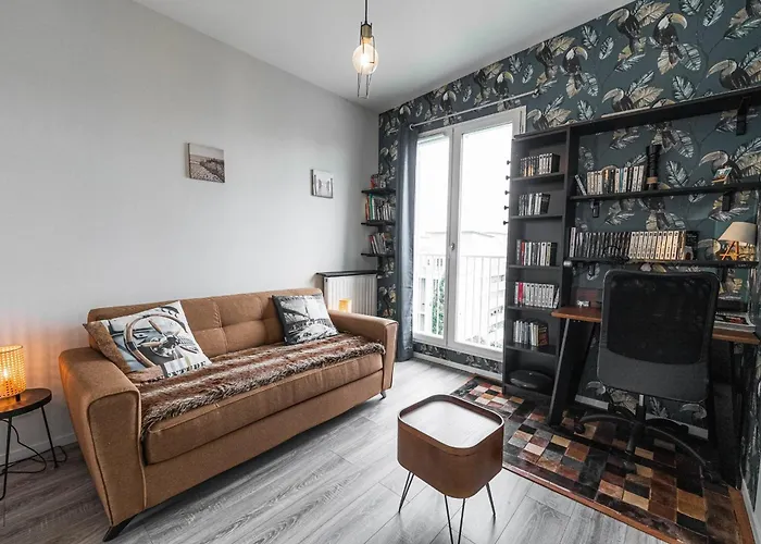 Spacious Duplex In The Heart Of Bordeaux