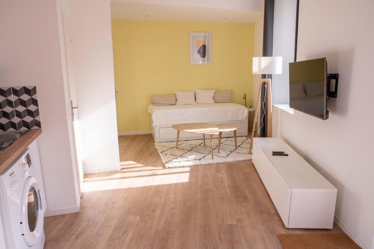 Modern With Ac * Bordeaux