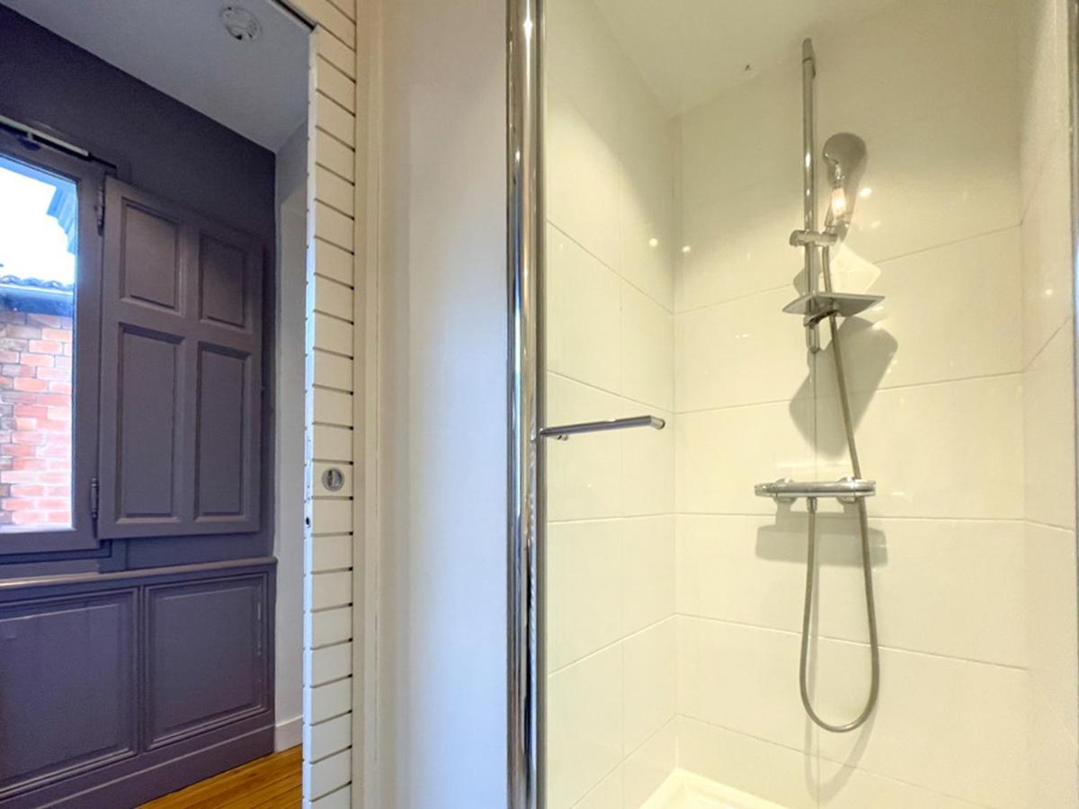 - Place Des Quinconces Apartment Bordeaux