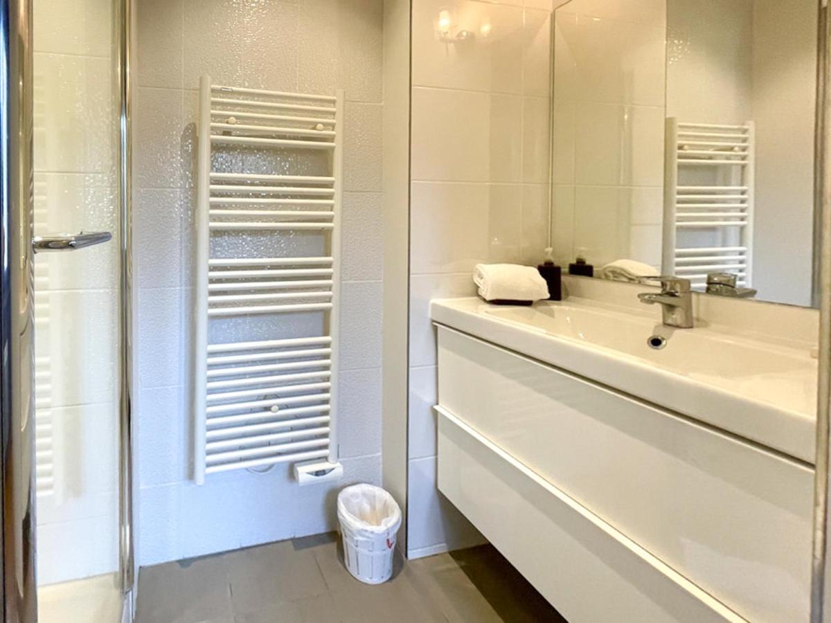 - Place Des Quinconces Apartment Bordeaux