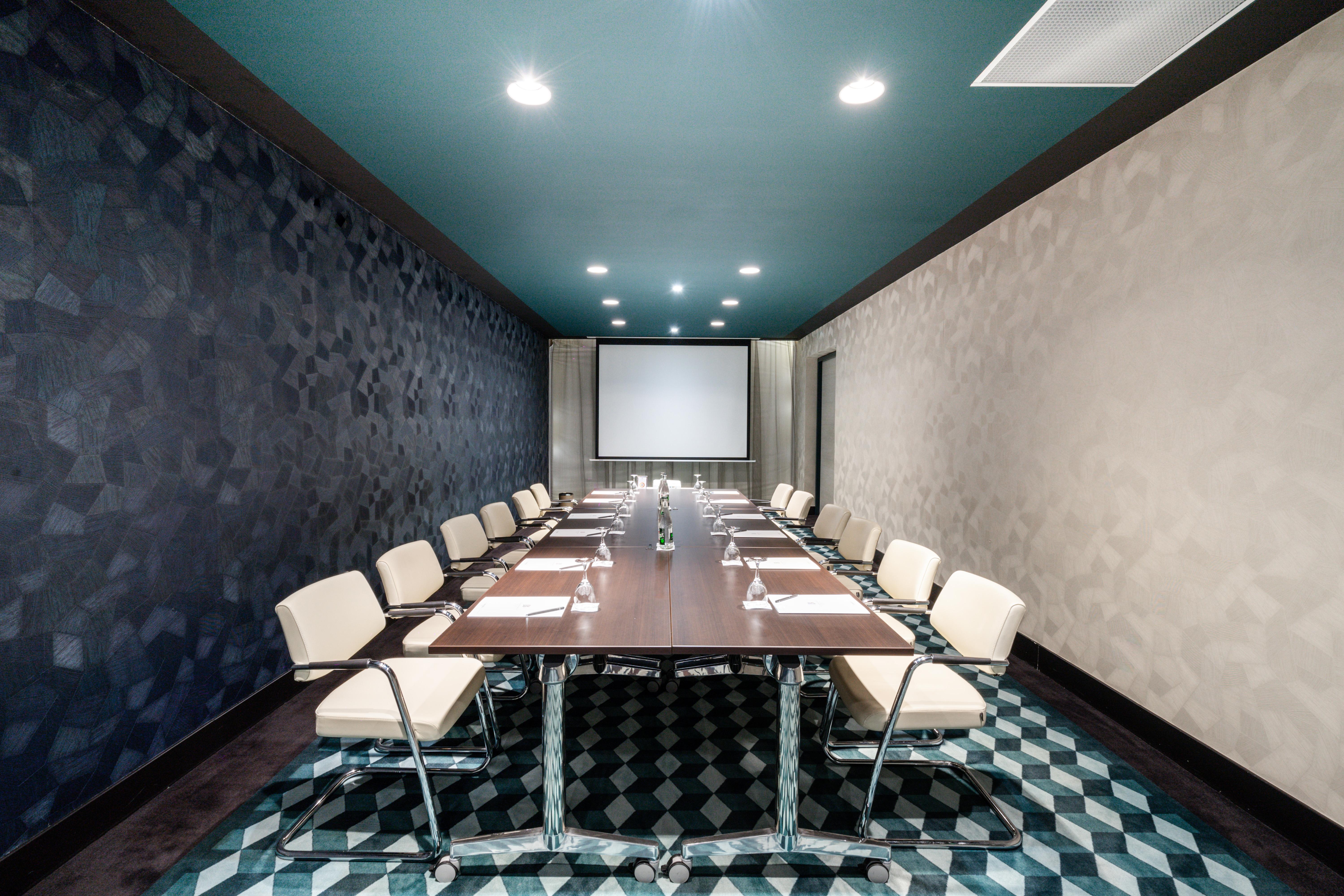 Burdigala By Inwood Hotel 5*