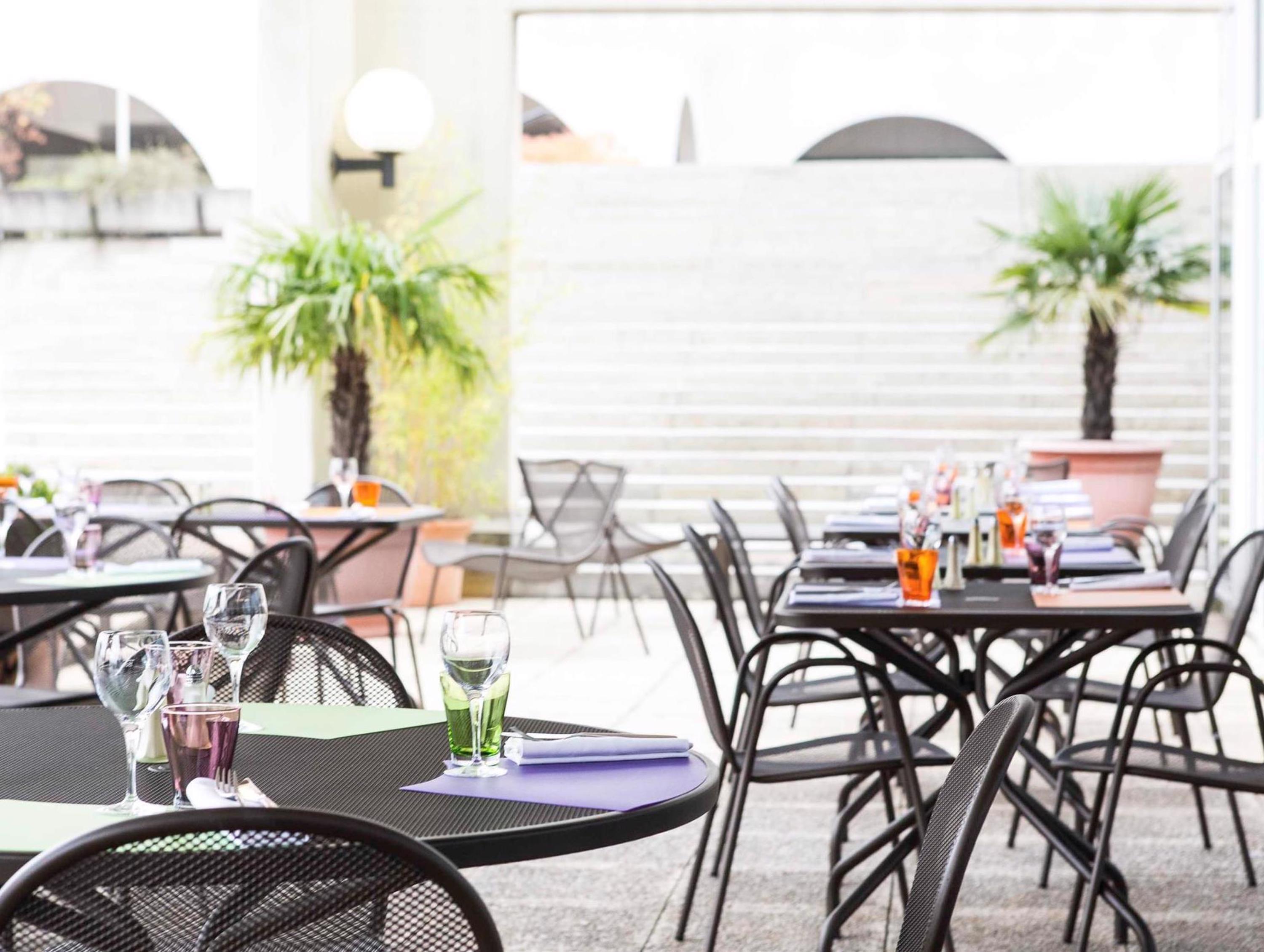 Novotel Centre Hotel 4*