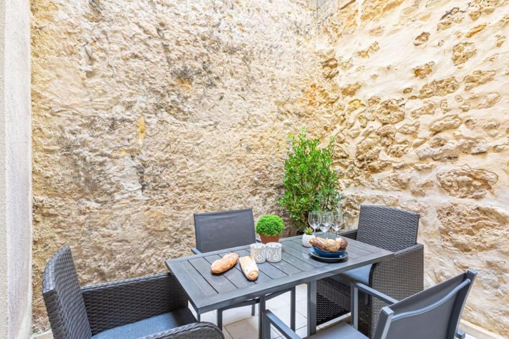 Easylodge - Centre-ville Avec Terrasse Apartment