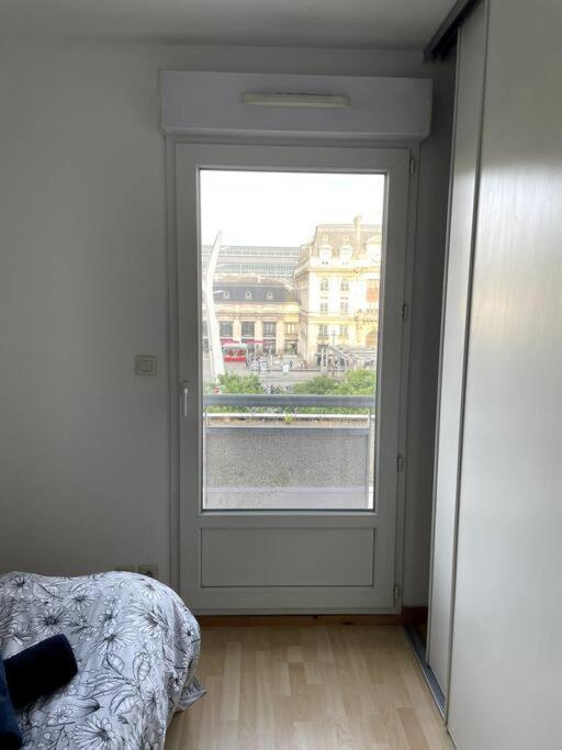 Duplex Moderne Proche De Toutes Commodites Apartamento *