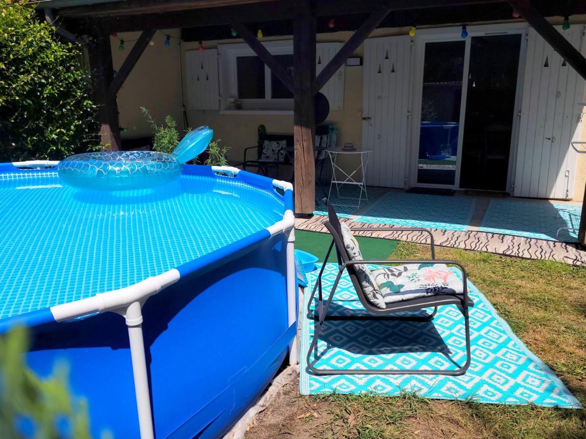 Avec Piscine A *