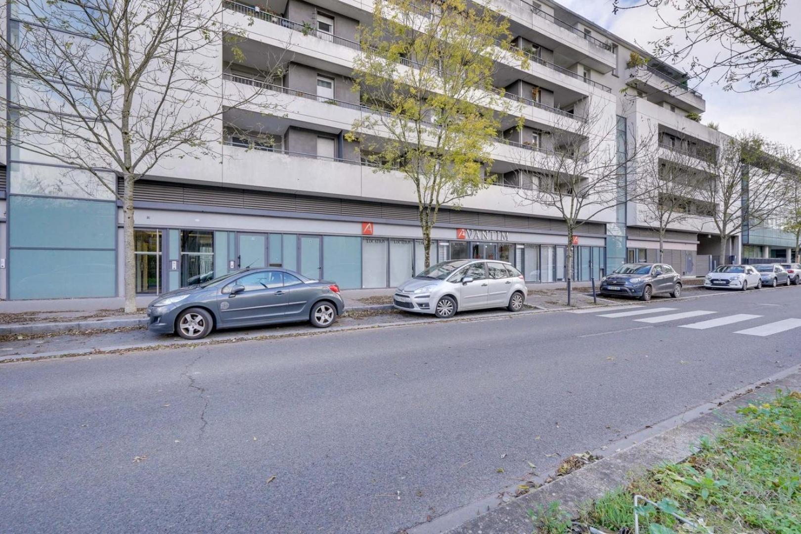 Appartement Bastide With Parking Bordeaux