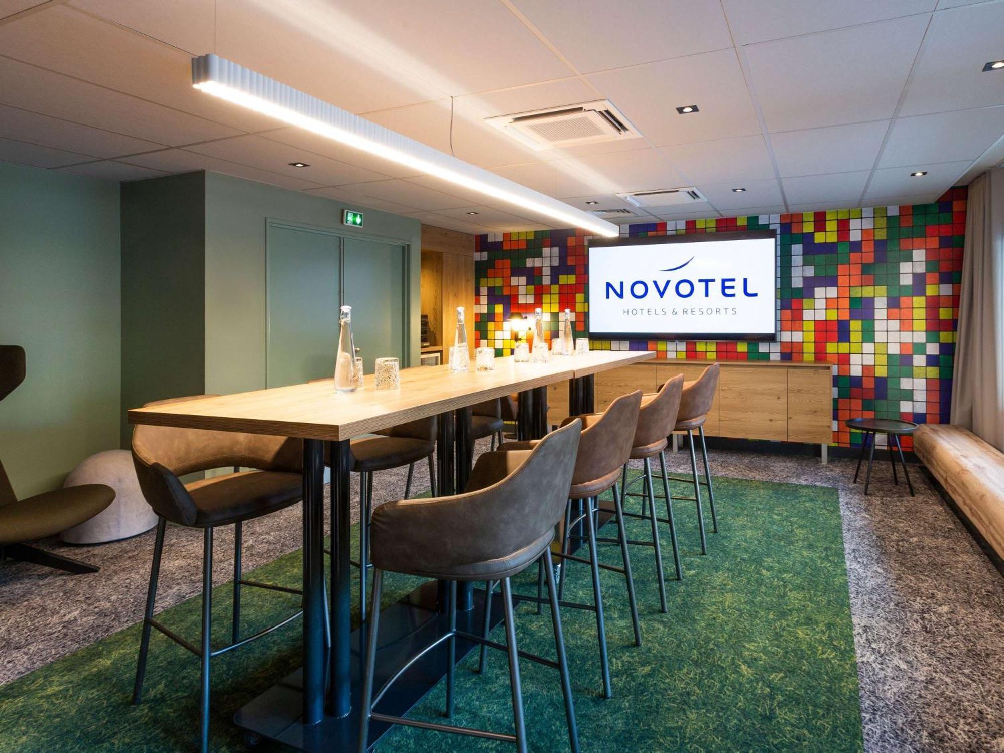 Hotel Novotel Centre 4*