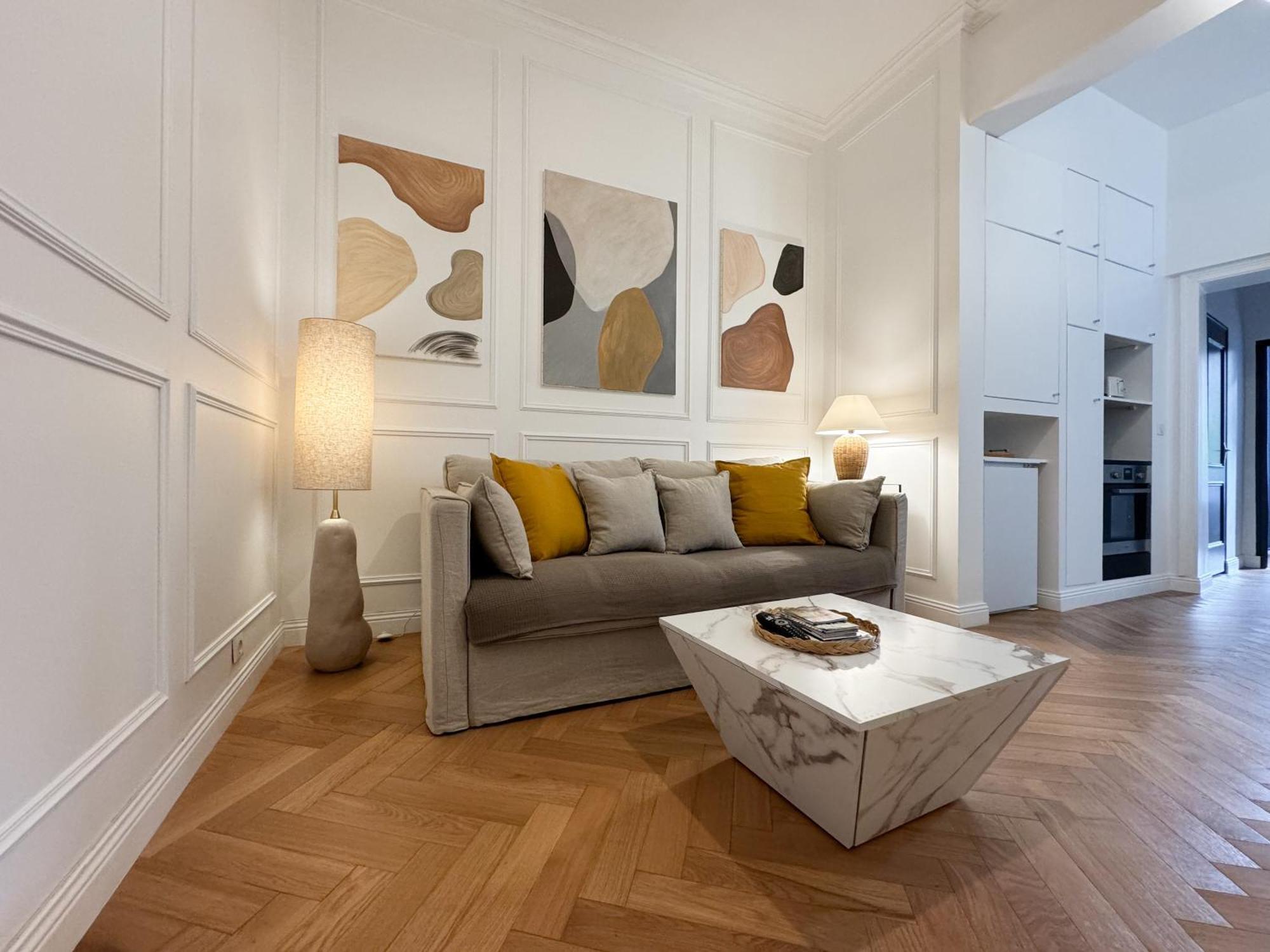 Apartment Centre-ville Donnant Sur Cours Vegetalisee