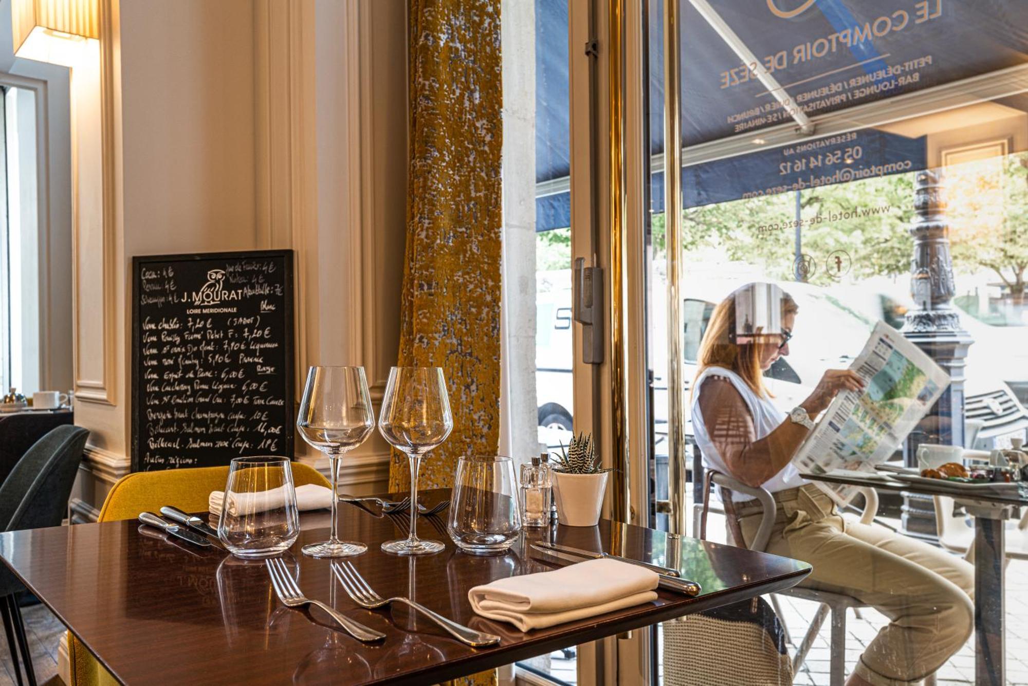 Hotel De Seze & Centre 4*
