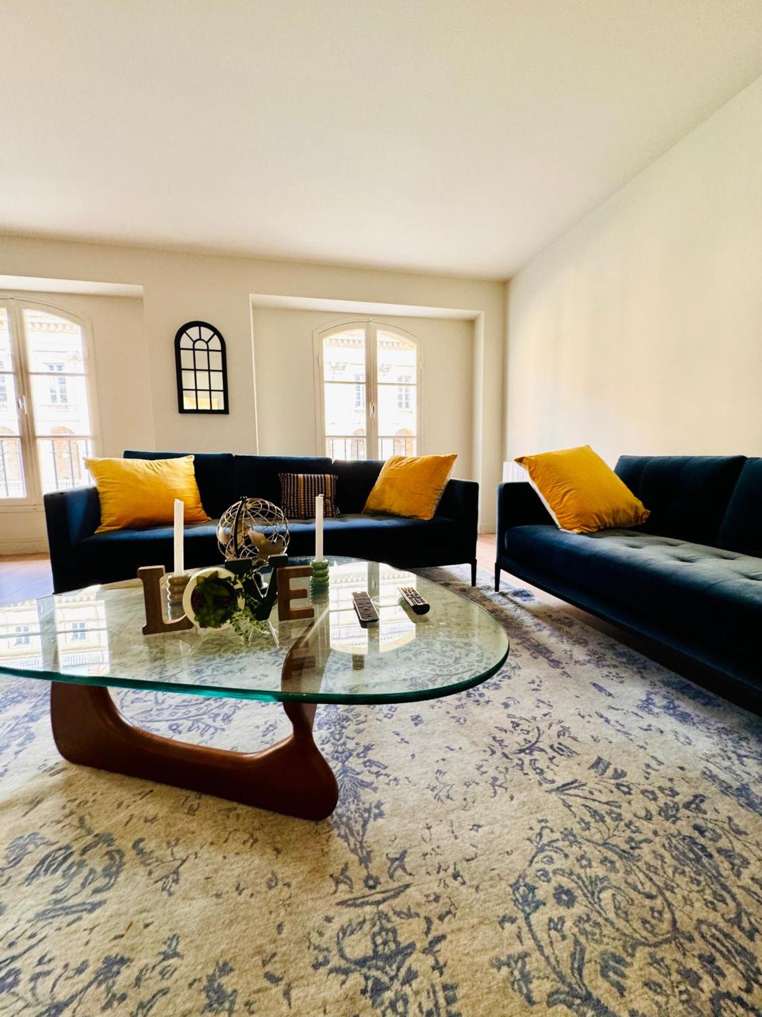 To Triangle D'or 2 Bedrooms Apartamento *