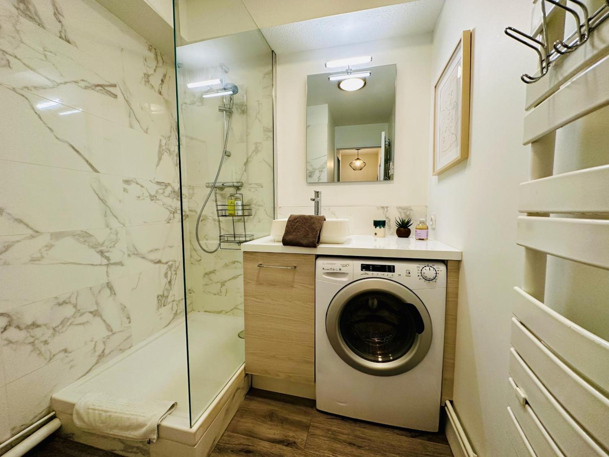 Pied A Terre Chartrons Notre Dame Apartment *
