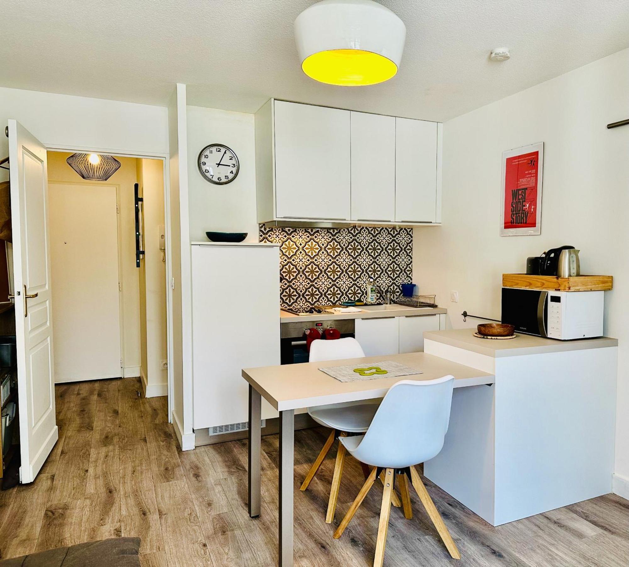 Apartment Pied A Terre Chartrons Notre Dame Bordeaux