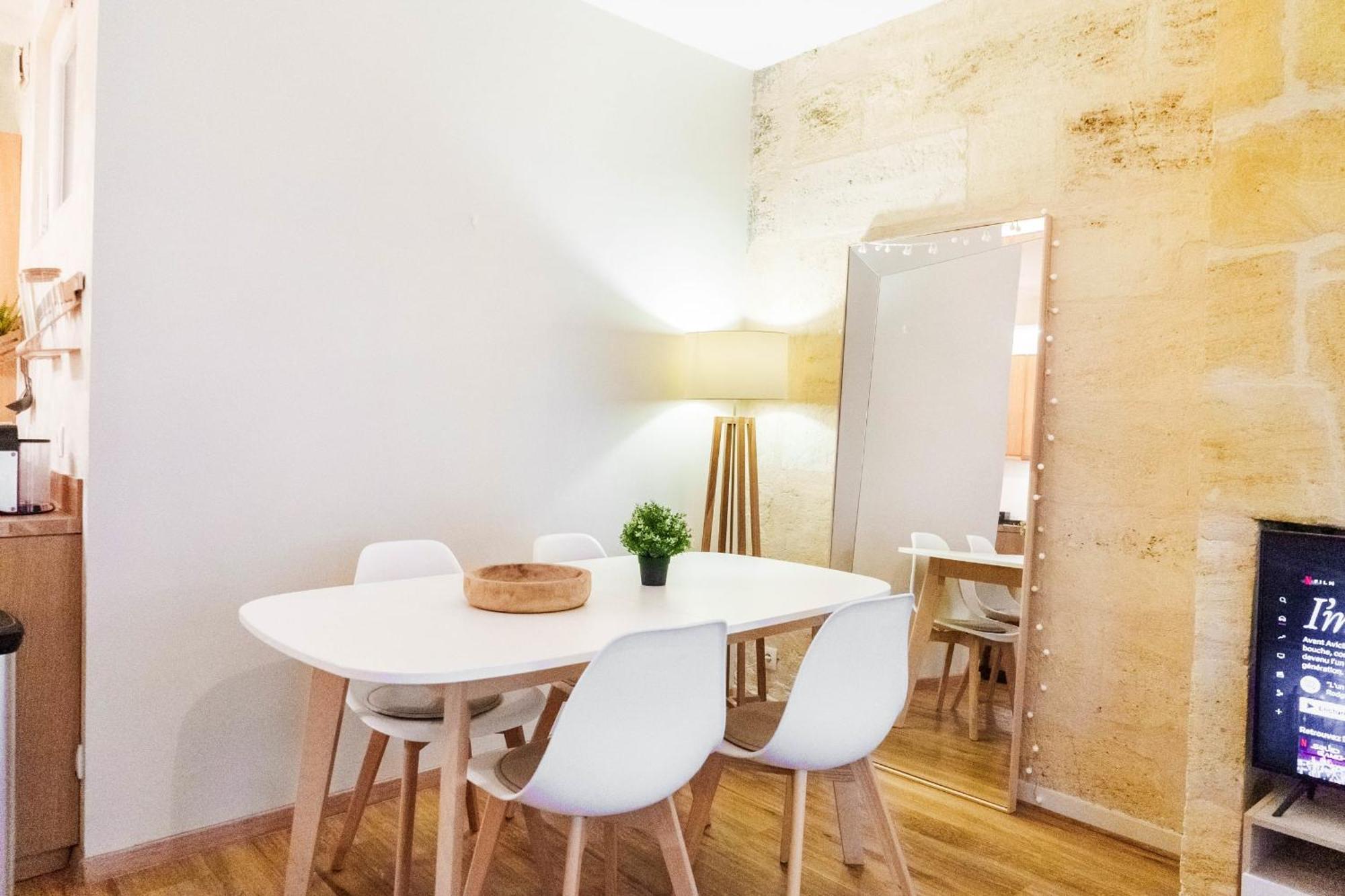 T2 With Wifi Near Hypercenter Apartment Bordeaux