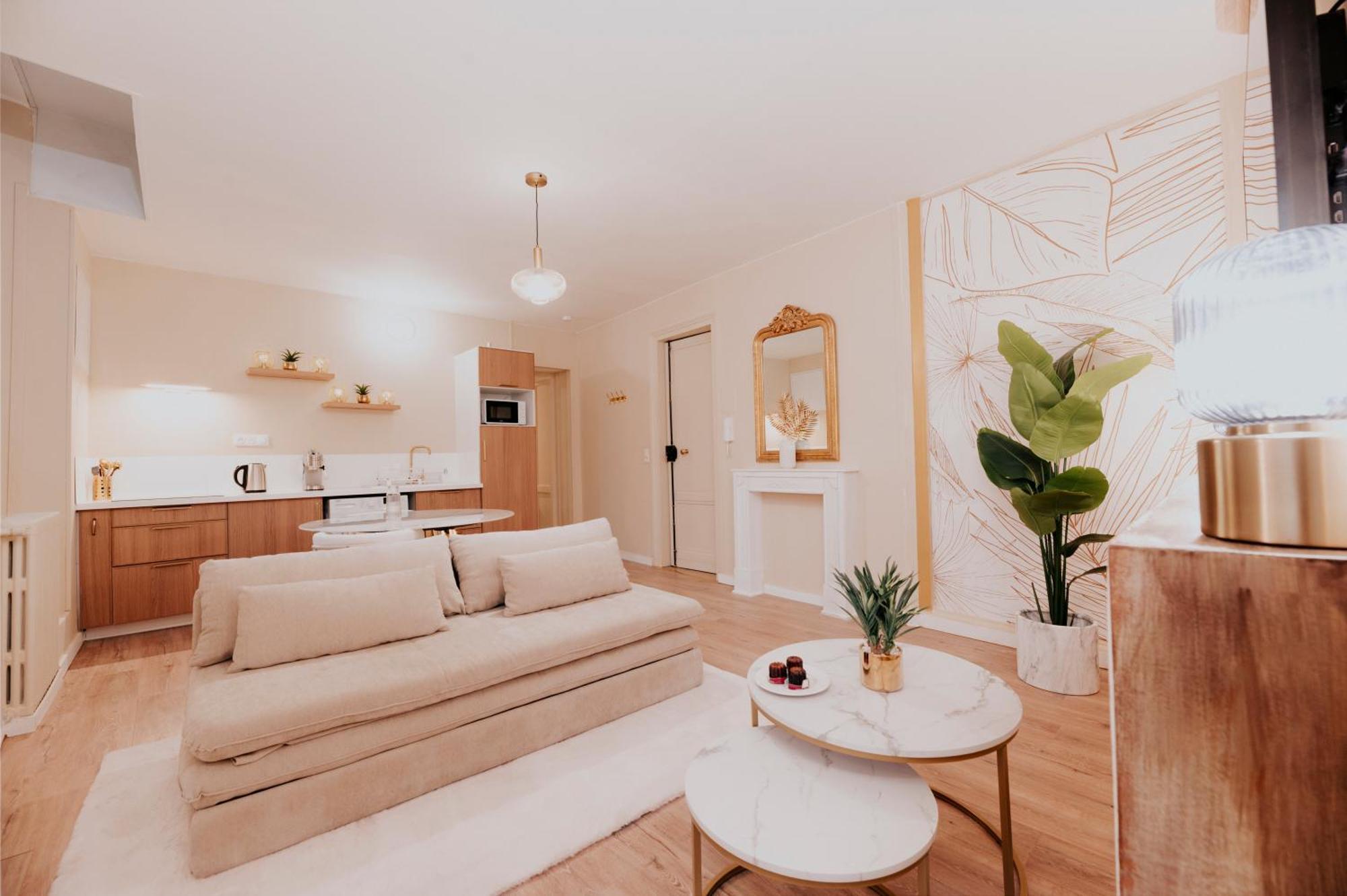 Free Parking - Self Checkin - Wifi - Balcony - Le Cheverus - Superbordeaux Bordeaux