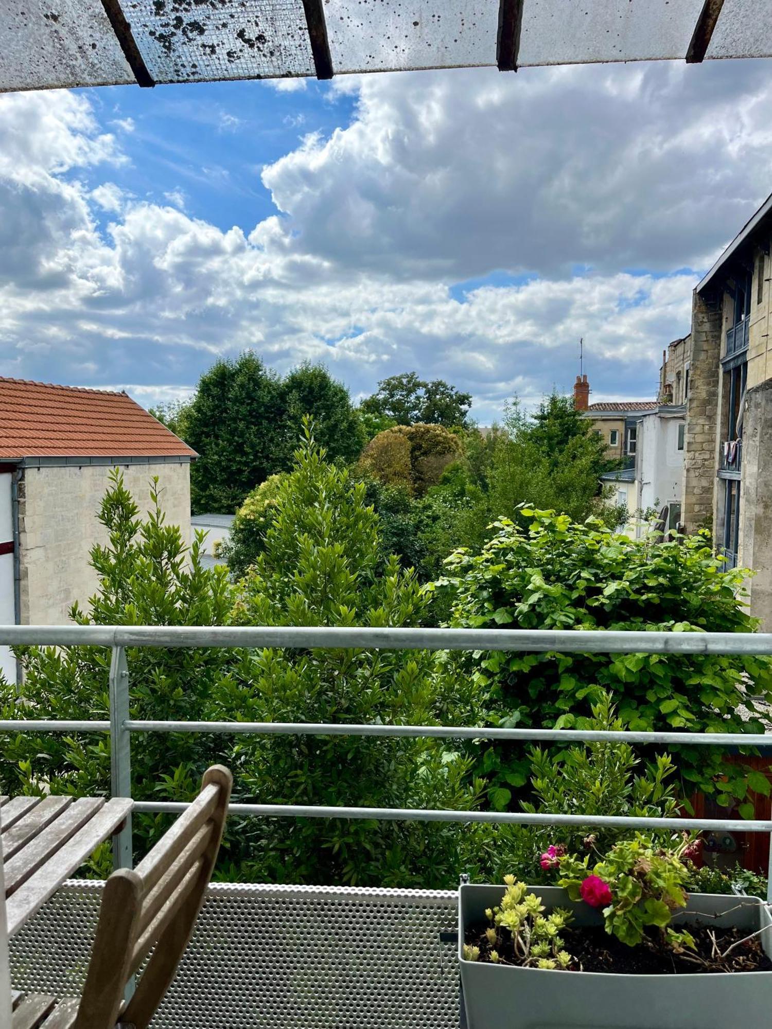 Apartment Deux Pieces Avec Balcon, Calme Et Ensoleille Bordeaux