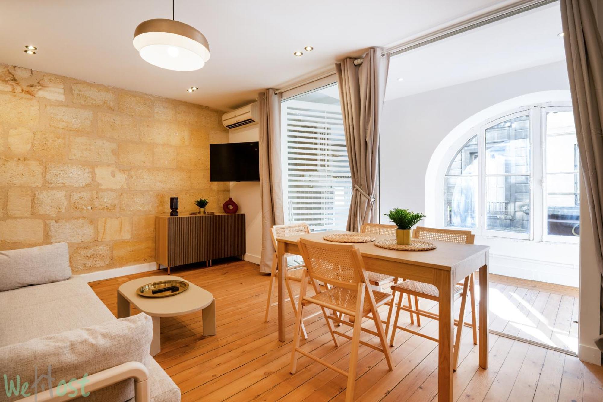 Sublime 2-bedroom - Historical Center Apartment Bordeaux