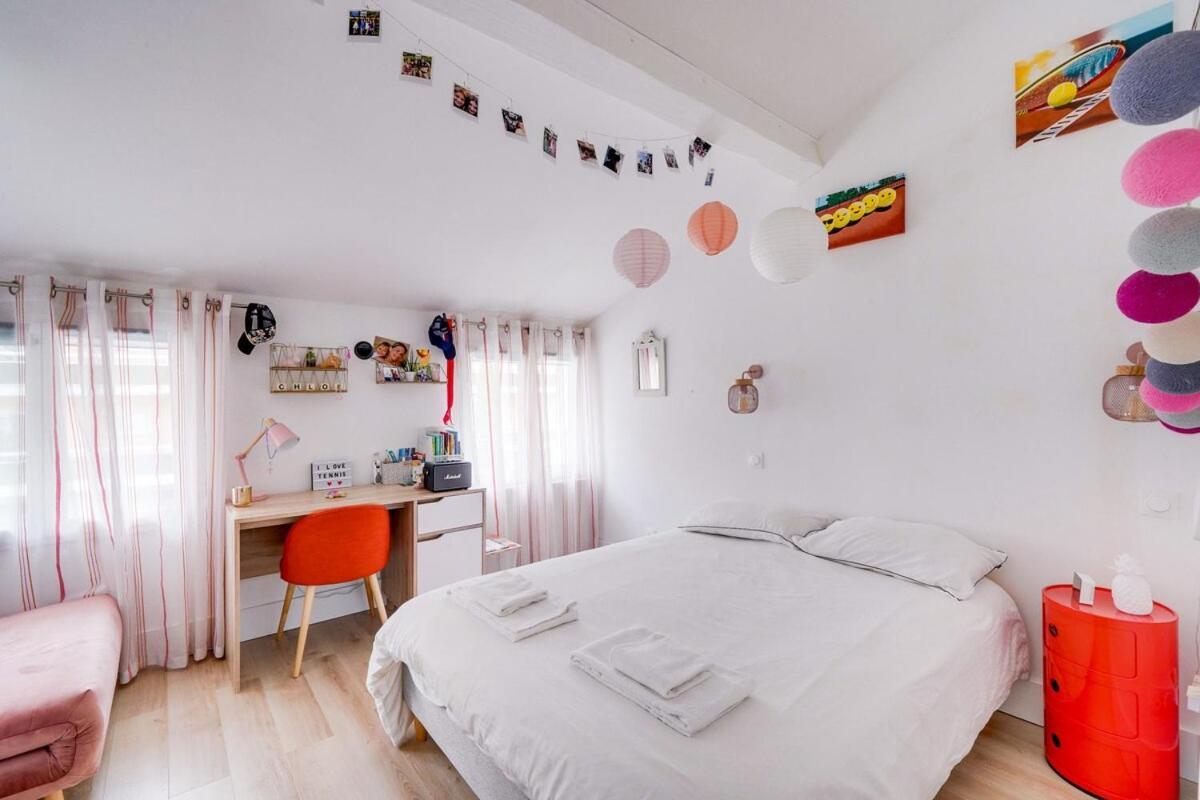 Maison Familiale Climatisee Avec Piscine Burdeos