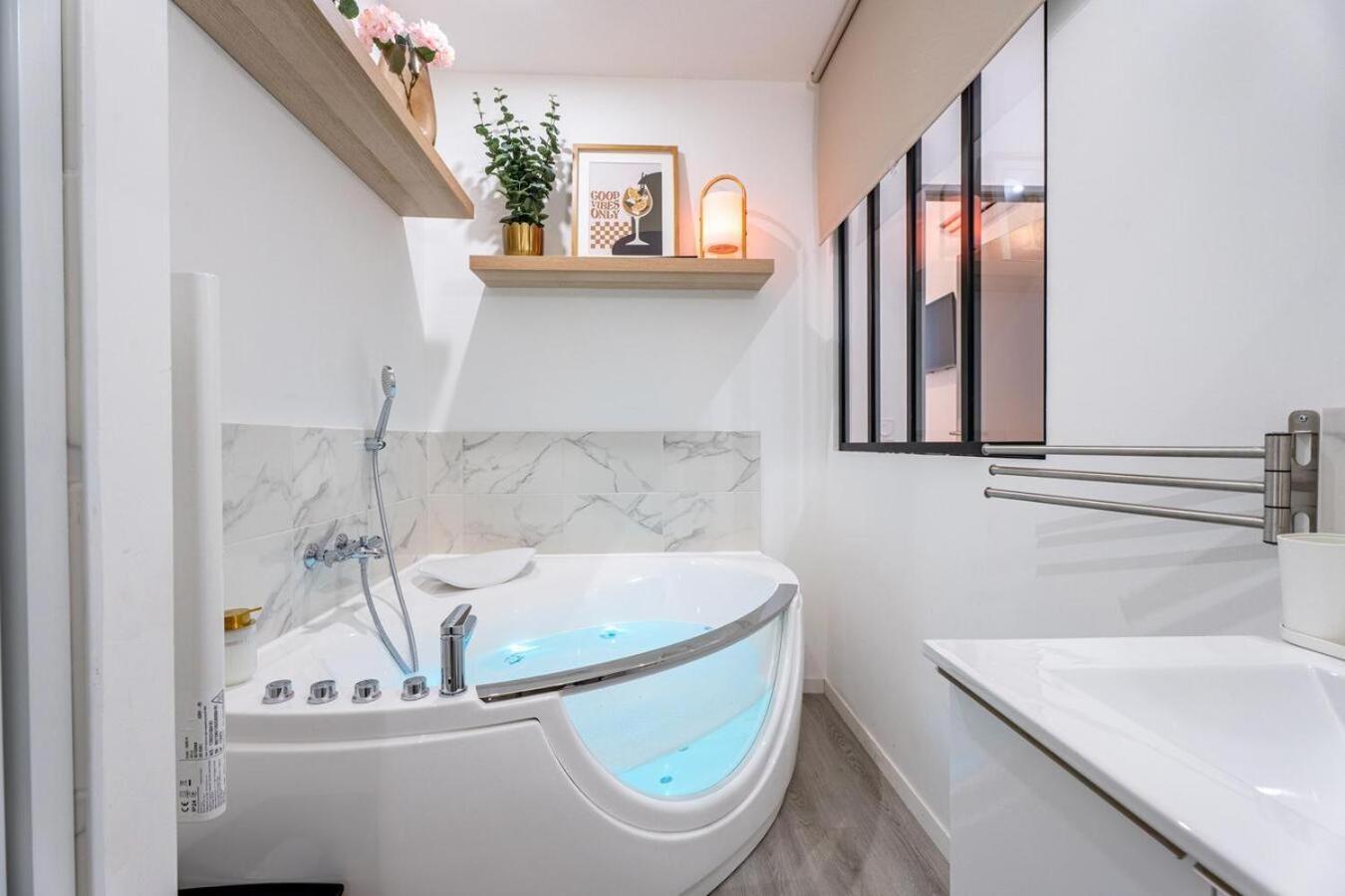 L'arcade Secrete Climatise, Jacuzzi, Borne D'arcade Centre Apartamento Burdeos