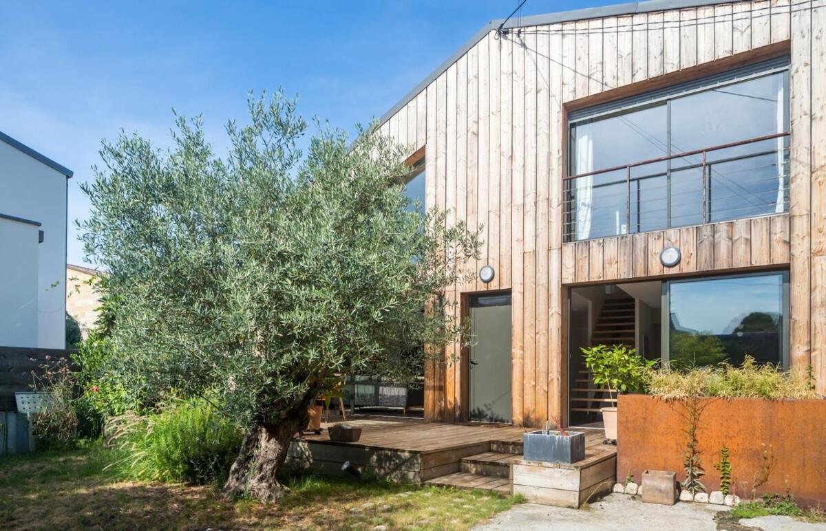 Beautiful Loft Cite Du Vin Bordeaux