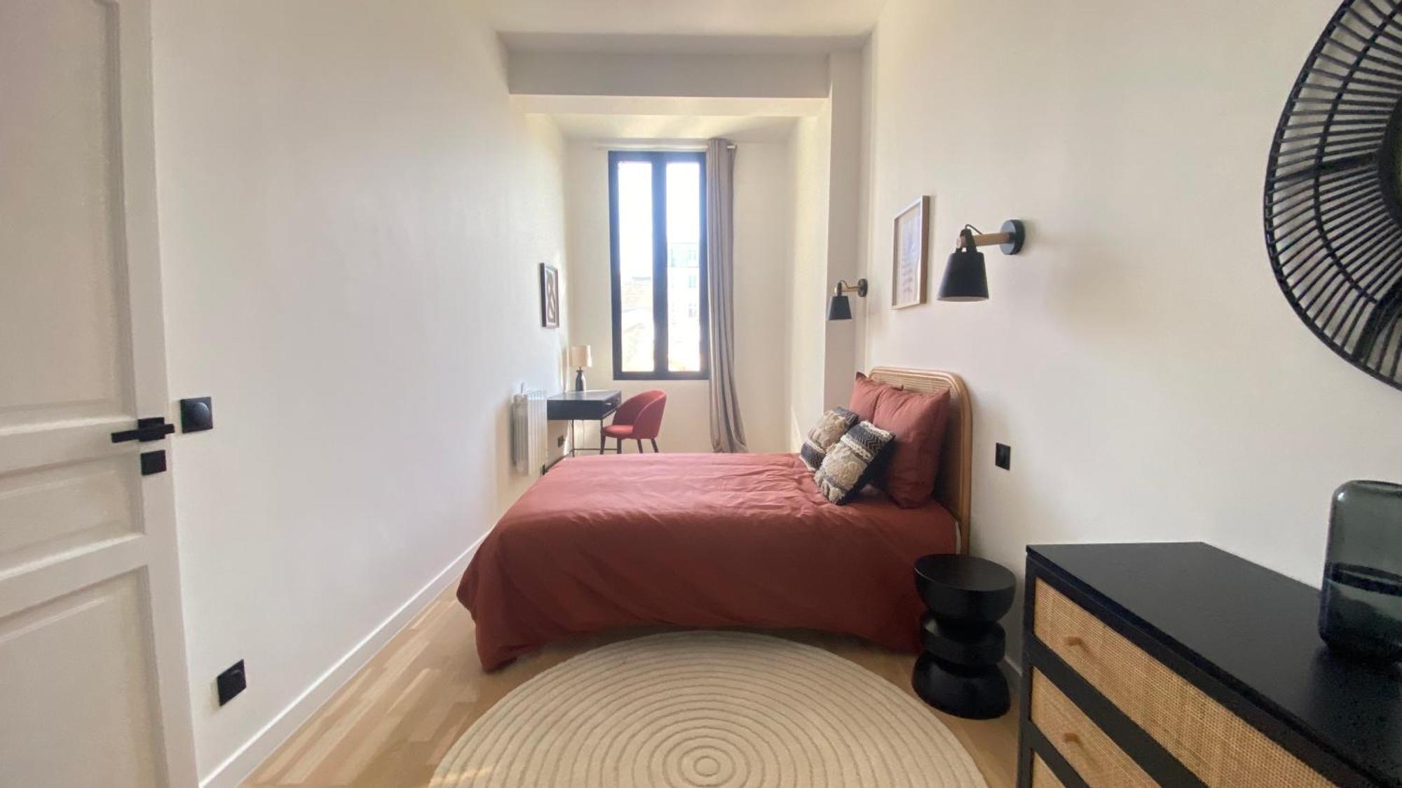 Duplex De Charme Au Coeur Du Triangle Dor