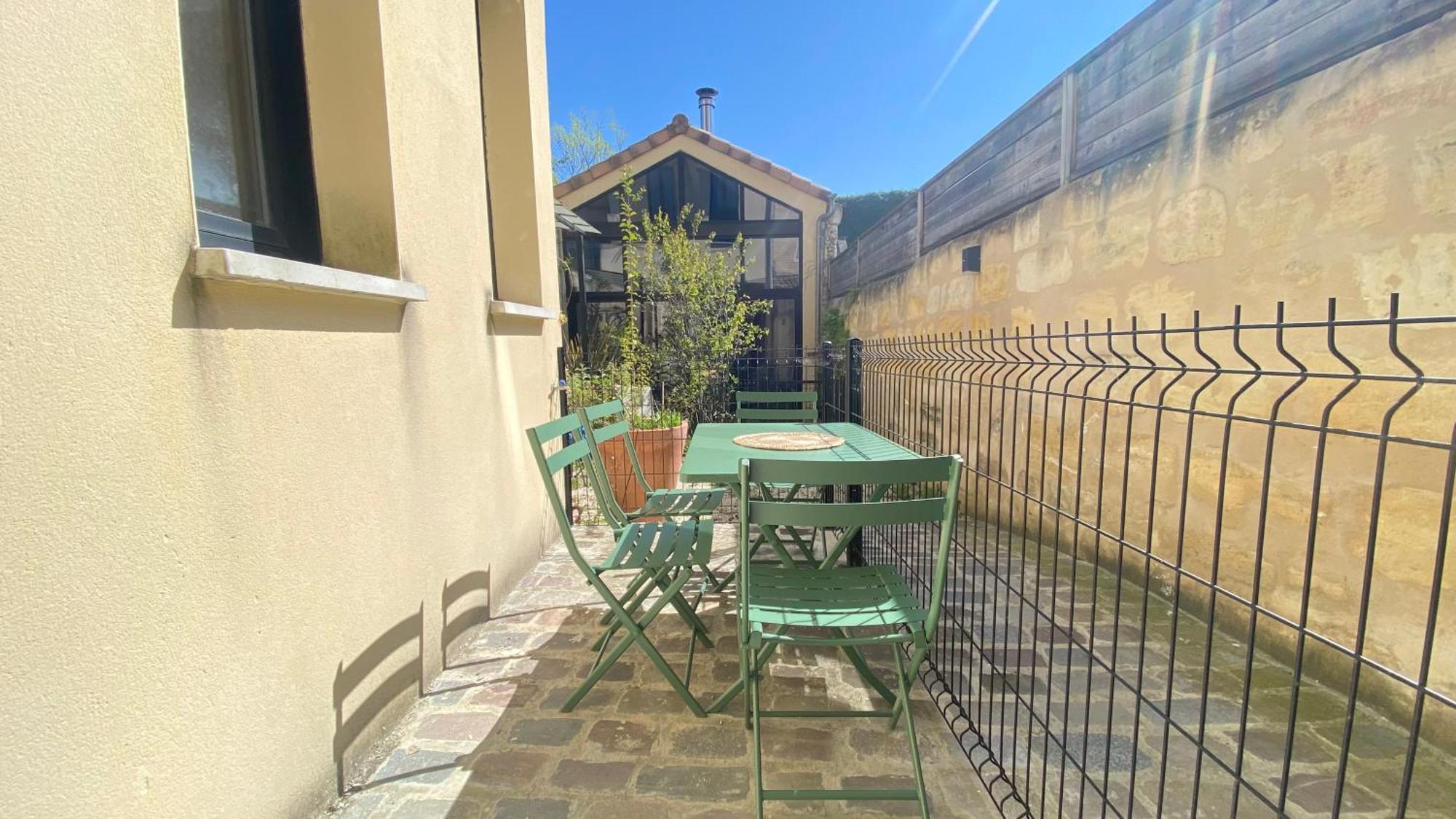 Duplex De Charme Au Coeur Du Triangle Dor Appartement