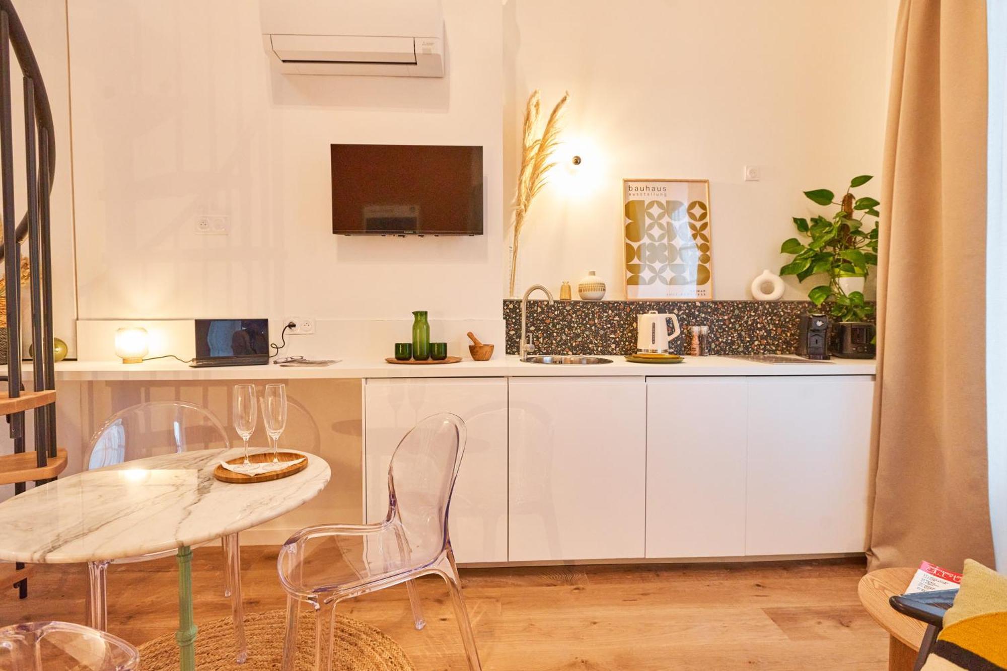 Apartahotel Chez Camille - Boutique Au Coeur De Burdeos