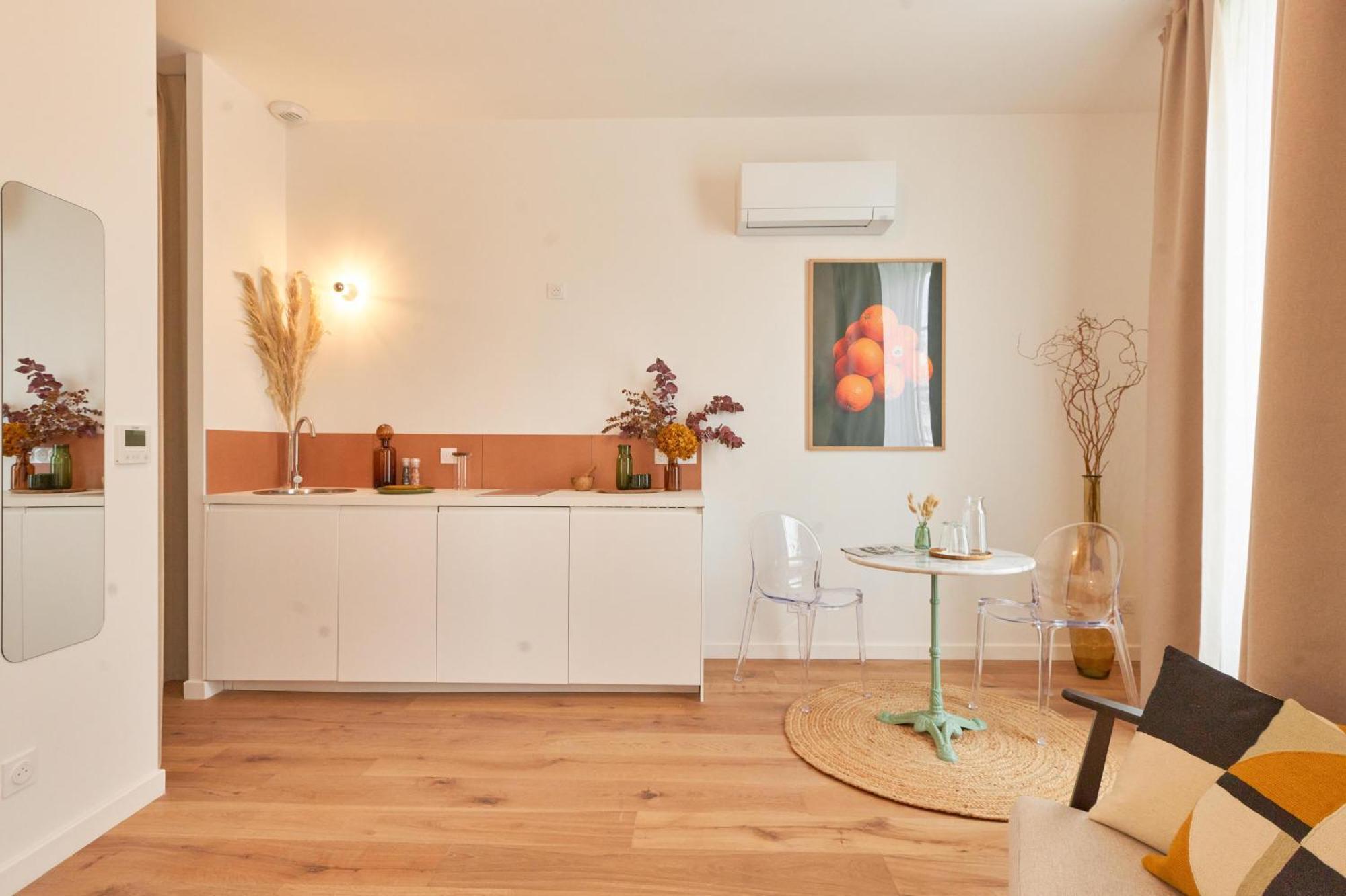 Chez Camille - Boutique Au Coeur De Apartahotel