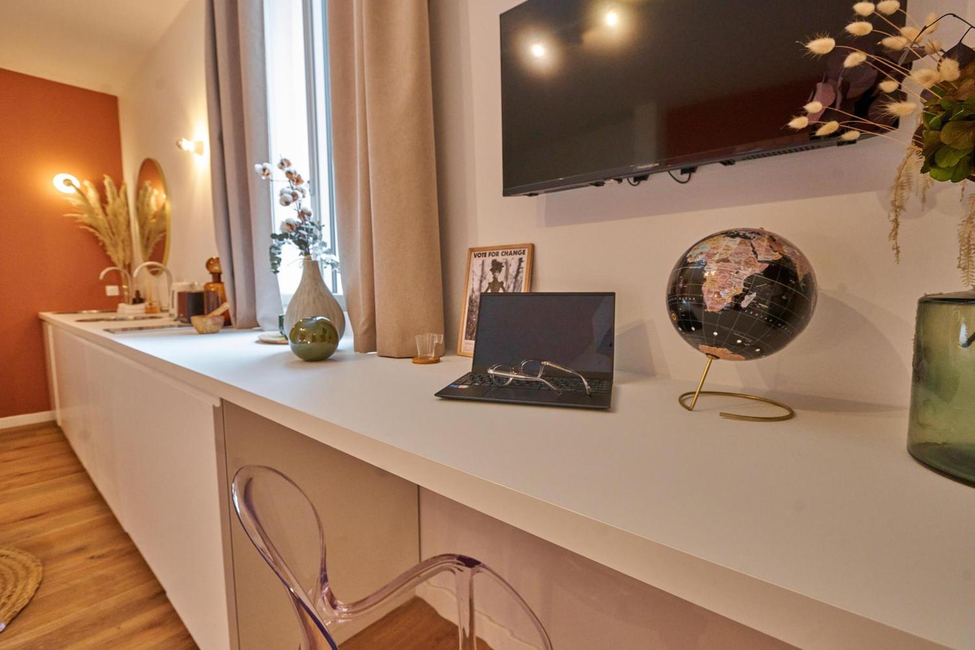 Chez Camille - Boutique Au Coeur De
