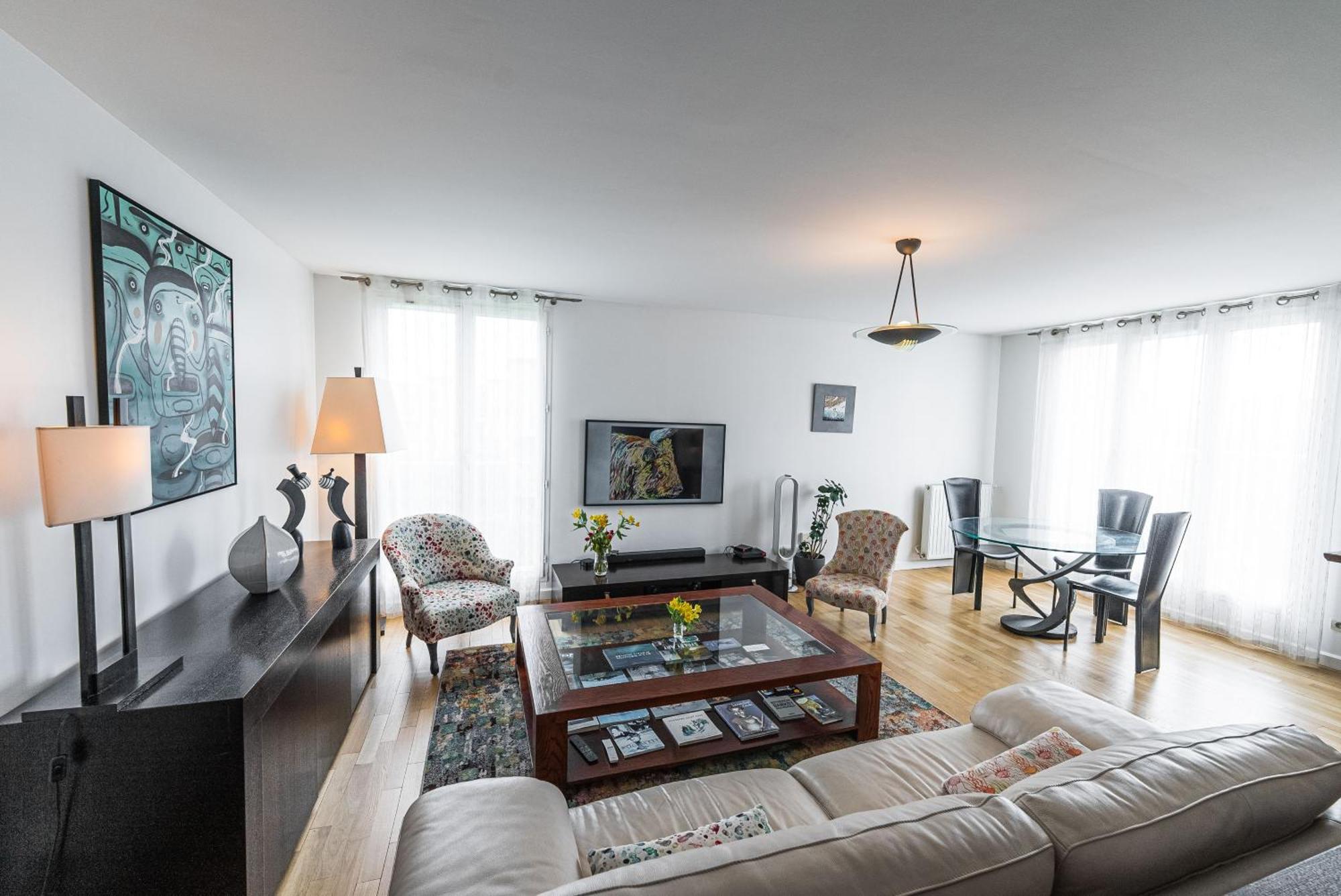 Apartamento Spacious Duplex In The Heart Of Burdeos
